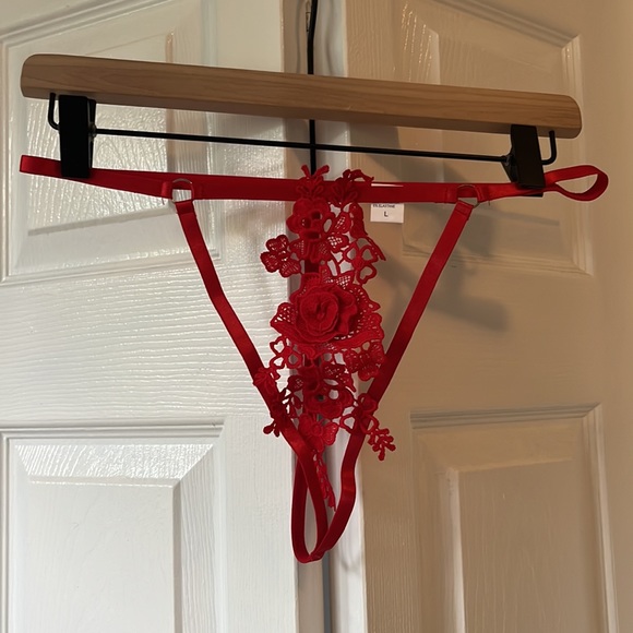 Shein 3D lace lingerie set - Picture 6 of 8